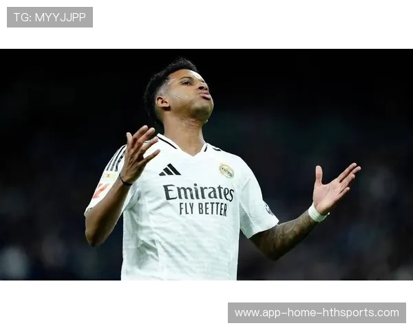 皇马长传反击直捅身后,罗德里戈推射扩大比分 皇马长传反击直捅身后,罗德里戈推射扩大比分